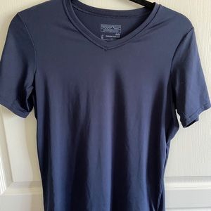 Navy Patagonia M Women’s Capilene baselayer tee